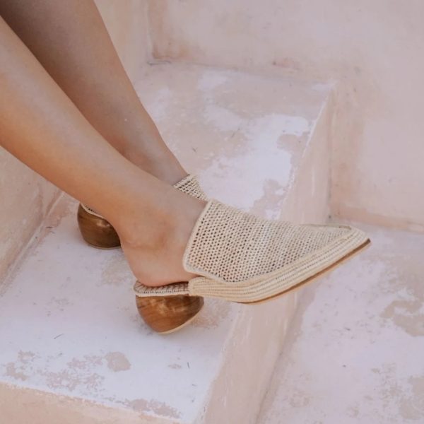 Era-Wear Heel-Izlan - Image 4